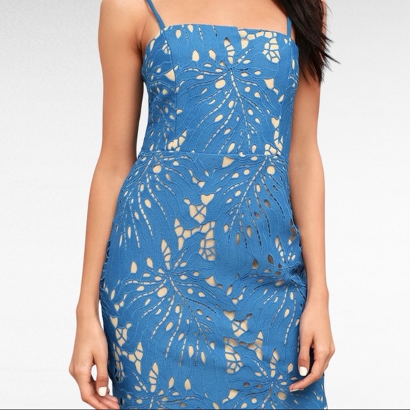 RESPLENDENCE BLUE LACE BODYCON MIDI DRESS - Picture 2 of 5